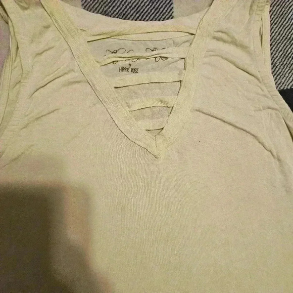 Hippie Rose The Cozy Tank Womens Light Yellow Tank Top Size XS - Picture 3 of 9